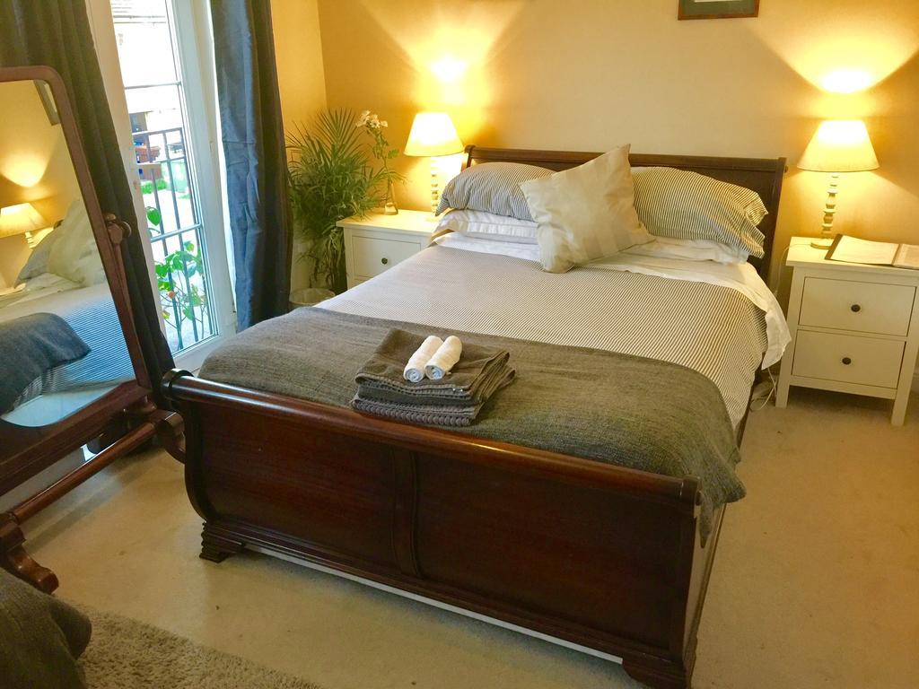 Lynbrook Grove Guesthouse Londra Exterior foto